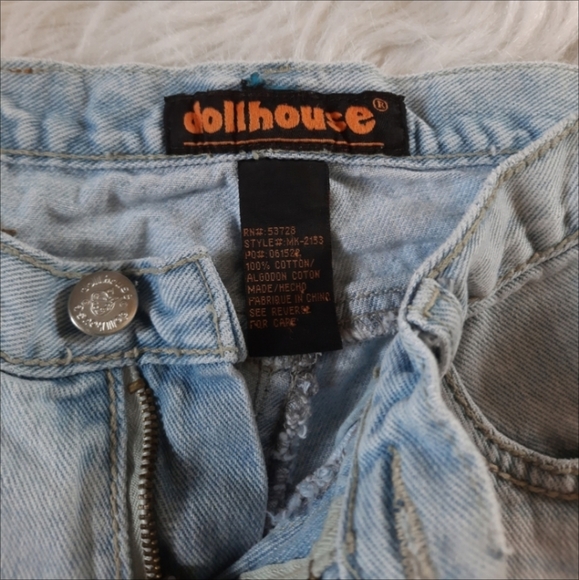 VINTAGE Beaded Dollhouse Jeans - Picture 12 of 15
